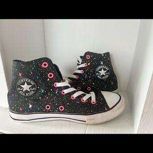 Chuck Taylor High Top Black Mod Pink Star